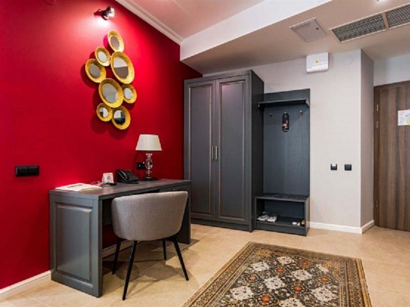 Willing Hotel Minsk Bagian luar foto