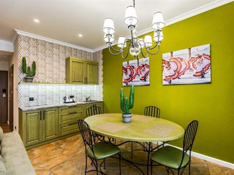 Willing Hotel Minsk Bagian luar foto