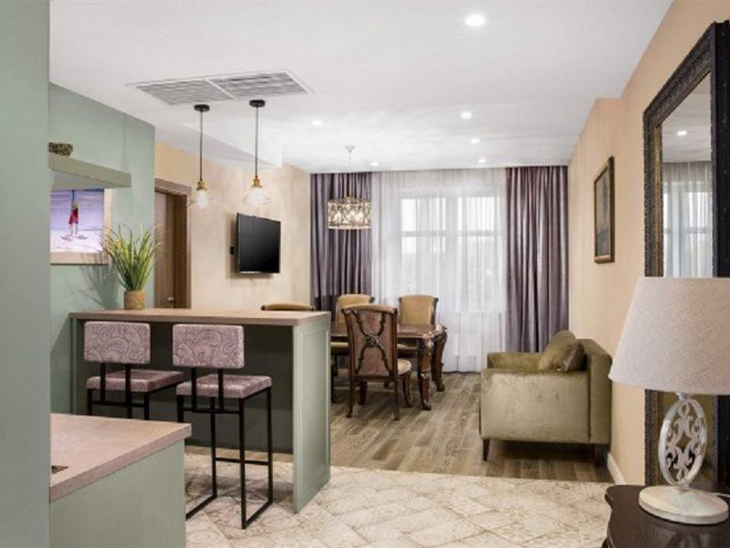 Willing Hotel Minsk Bagian luar foto