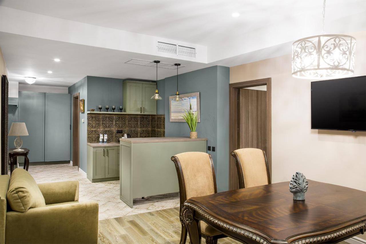 Willing Hotel Minsk Bagian luar foto