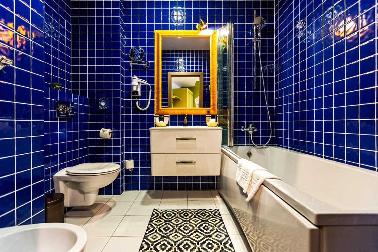 Willing Hotel Minsk Bagian luar foto